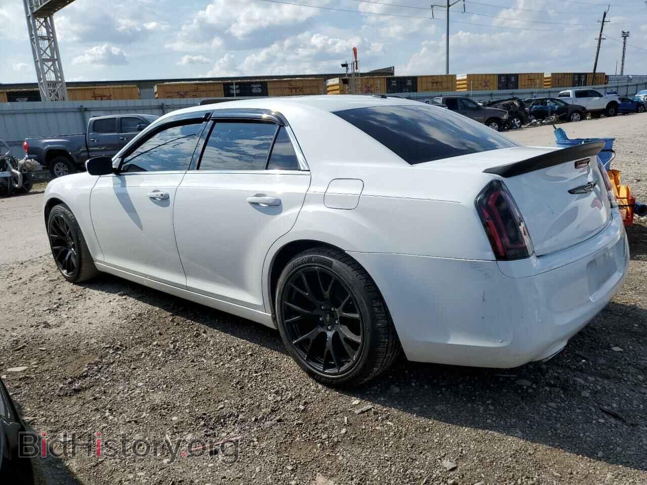 2013 CHRYSLER 300 - VIN: 2C3CCABG6DH643933 - Фото 2
