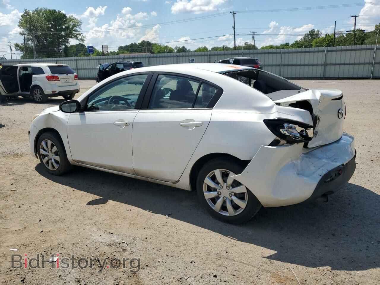 2011 MAZDA 3 - VIN: JM1BL1UF1B1437314 - Фото 2