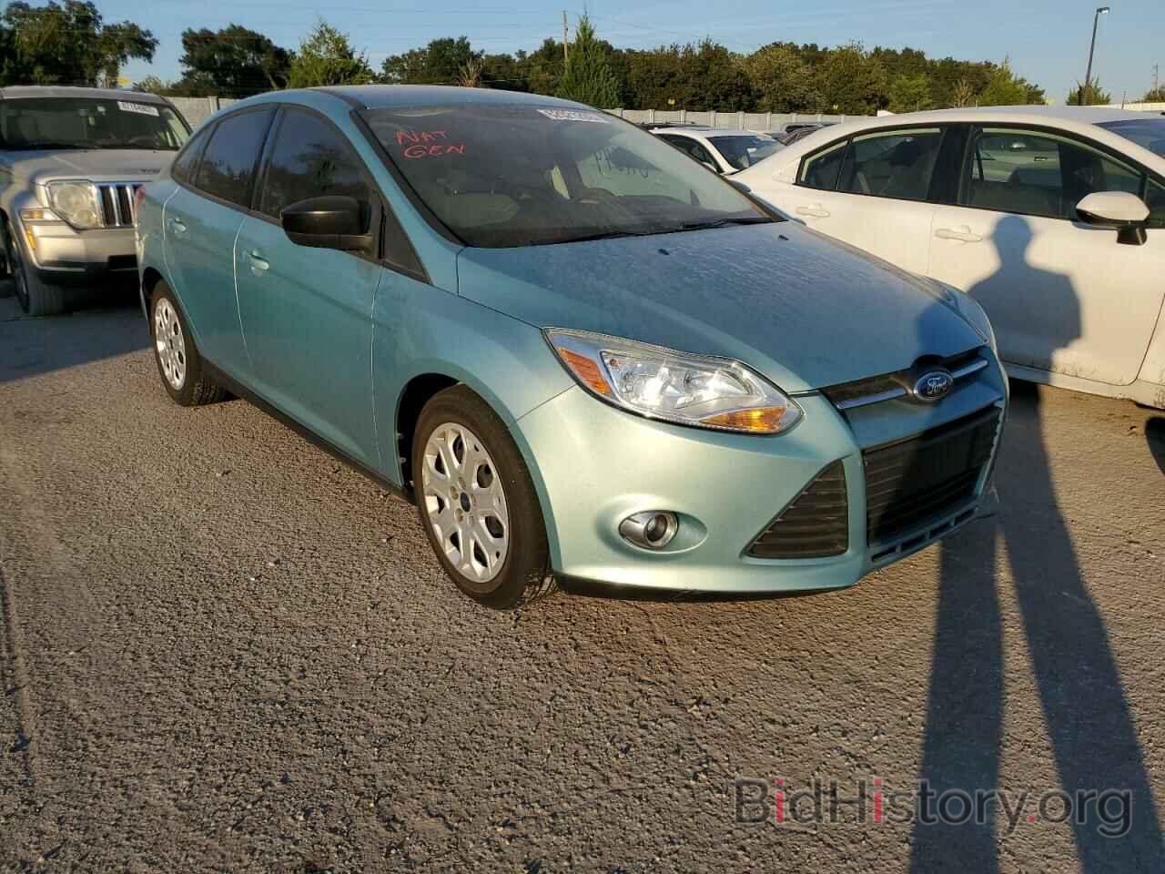 Photo 1FAHP3F2XCL399081 - FORD FOCUS 2012