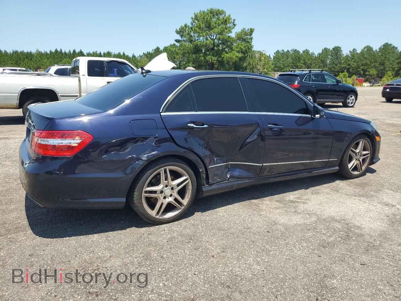 2011 MERCEDES-BENZ E-CLASS - VIN: WDDHF5GB0BA432564 - Фото 3