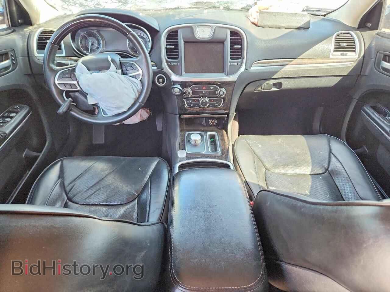 2017 CHRYSLER 300 - VIN: 2C3CCAEGXHH596603 - Photo 8