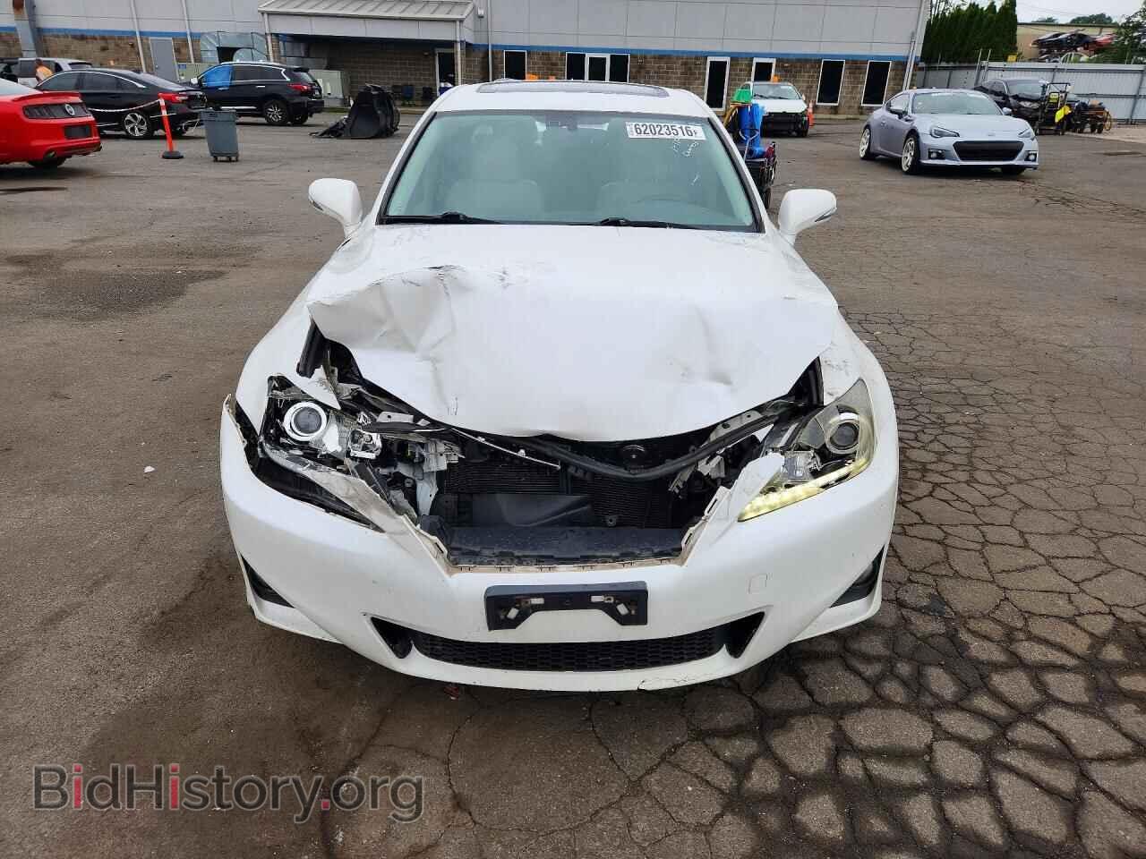 2011 LEXUS IS - VIN: JTHCF5C22B5051817 - Photo 5