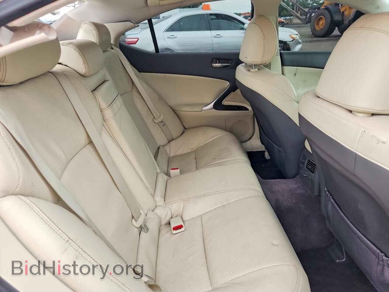 2011 LEXUS IS - VIN: JTHCF5C22B5051817 - Photo 10