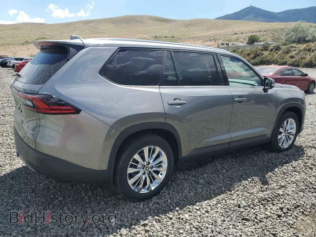 2025 TOYOTA HIGHLANDER - VIN: 5TDAAAB53SS087621 - Photo 3