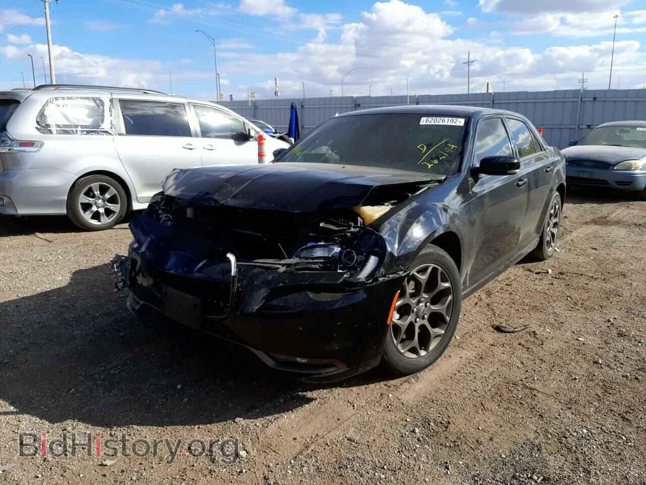 2016 CHRYSLER 300 - VIN: 2C3CCAGG6GH262144 - Фото 2