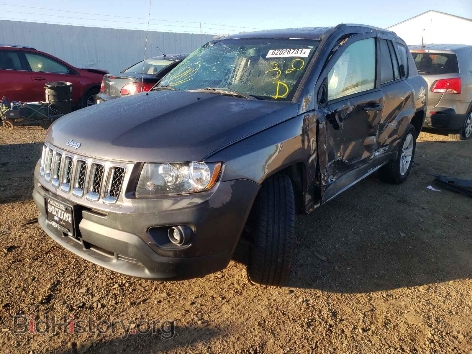 2016 JEEP COMPASS - VIN: 1C4NJDBB2GD617945 - Фото 2