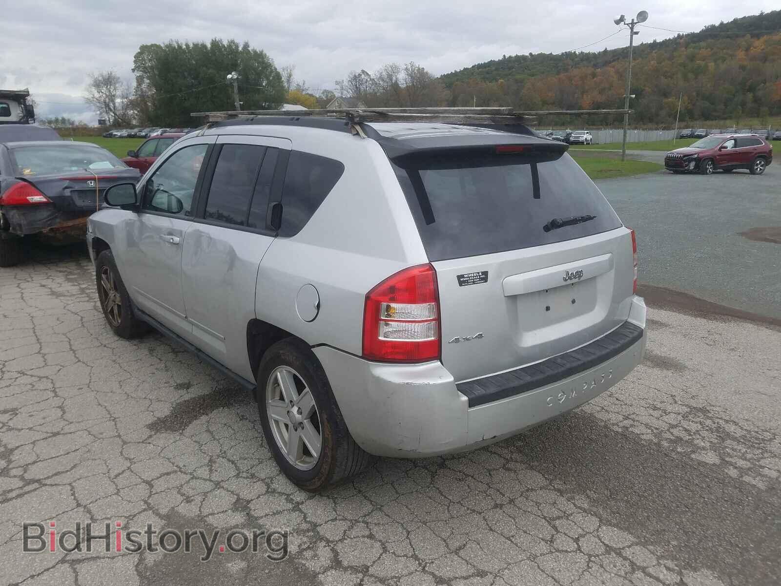 2010 JEEP COMPASS - VIN: 1J4NF4FB9AD501929 - Photo 3