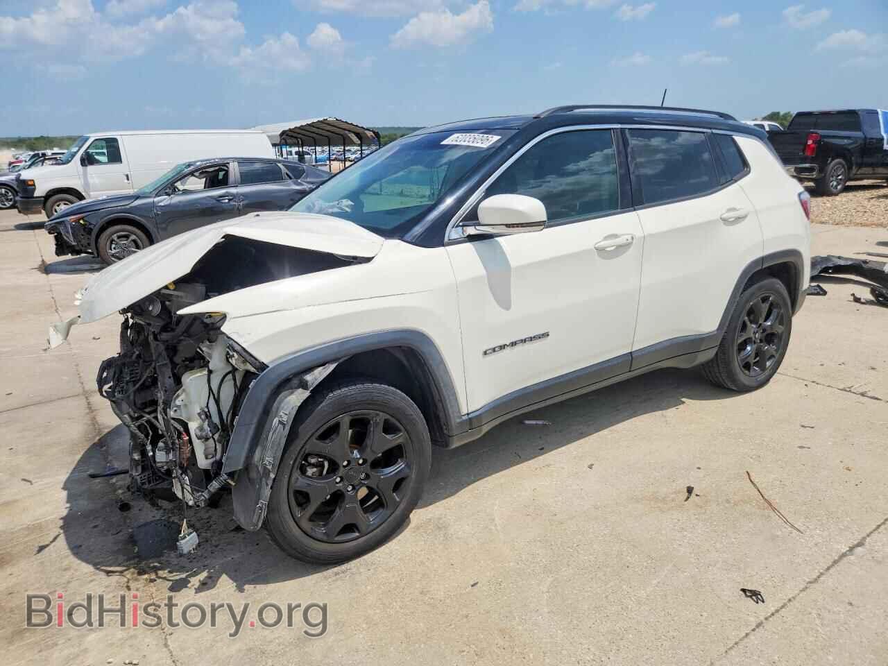 Фотография 3C4NJDCB5HT671802 - JEEP COMPASS 2017
