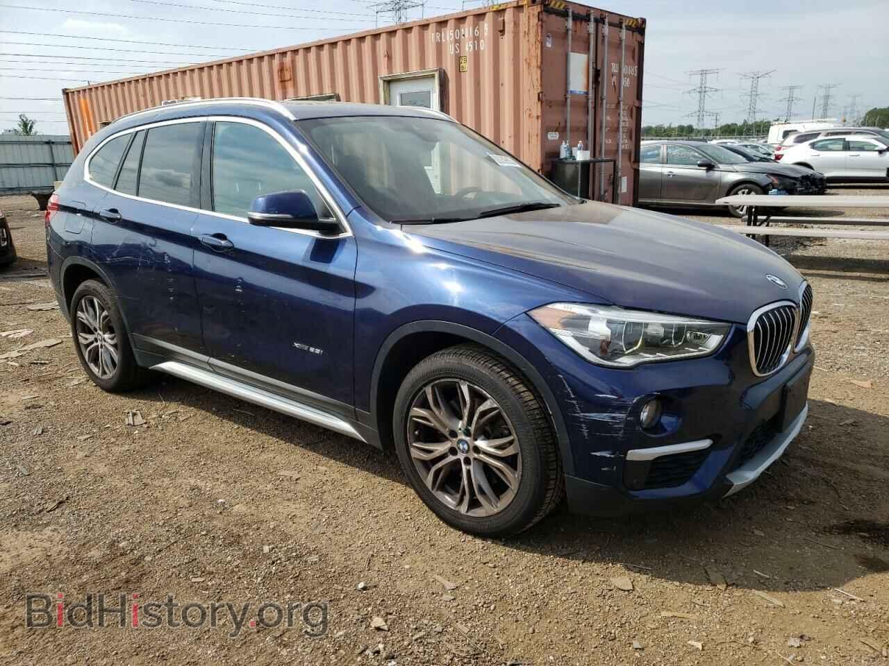 2017 BMW X1 - VIN: WBXHT3C38H5F87456 - Фото 4