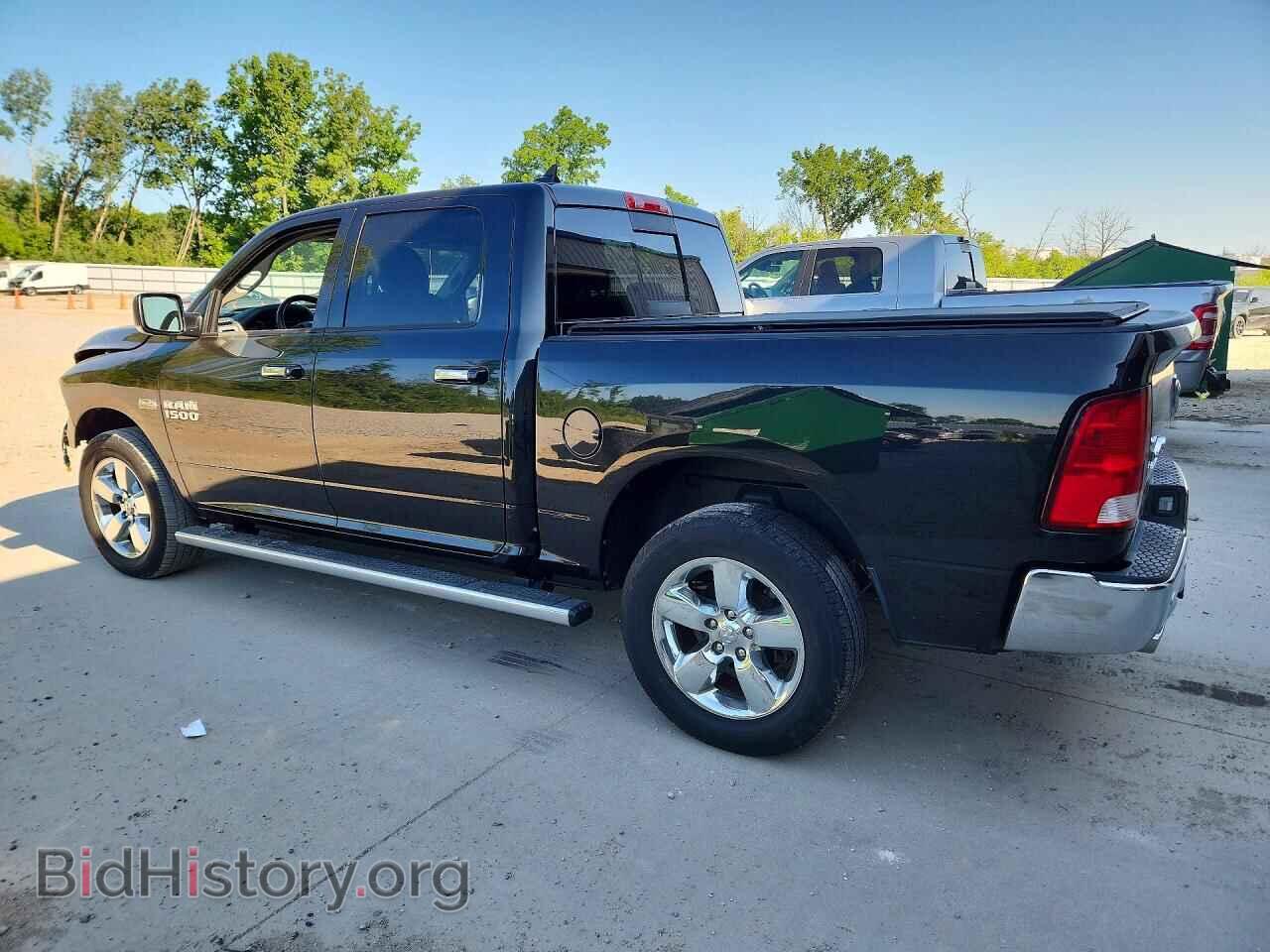 2016 RAM 1500 - VIN: 1C6RR7LT0GS247536 - Фото 2