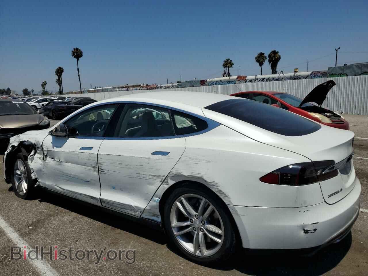 2013 TESLA MODEL S - VIN: 5YJSA1CN8DFP06319 - Фото 2