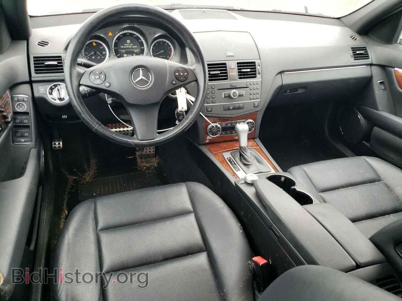 2011 MERCEDES-BENZ C-CLASS - VIN: WDDGF8BB3BR174725 - Фото 8