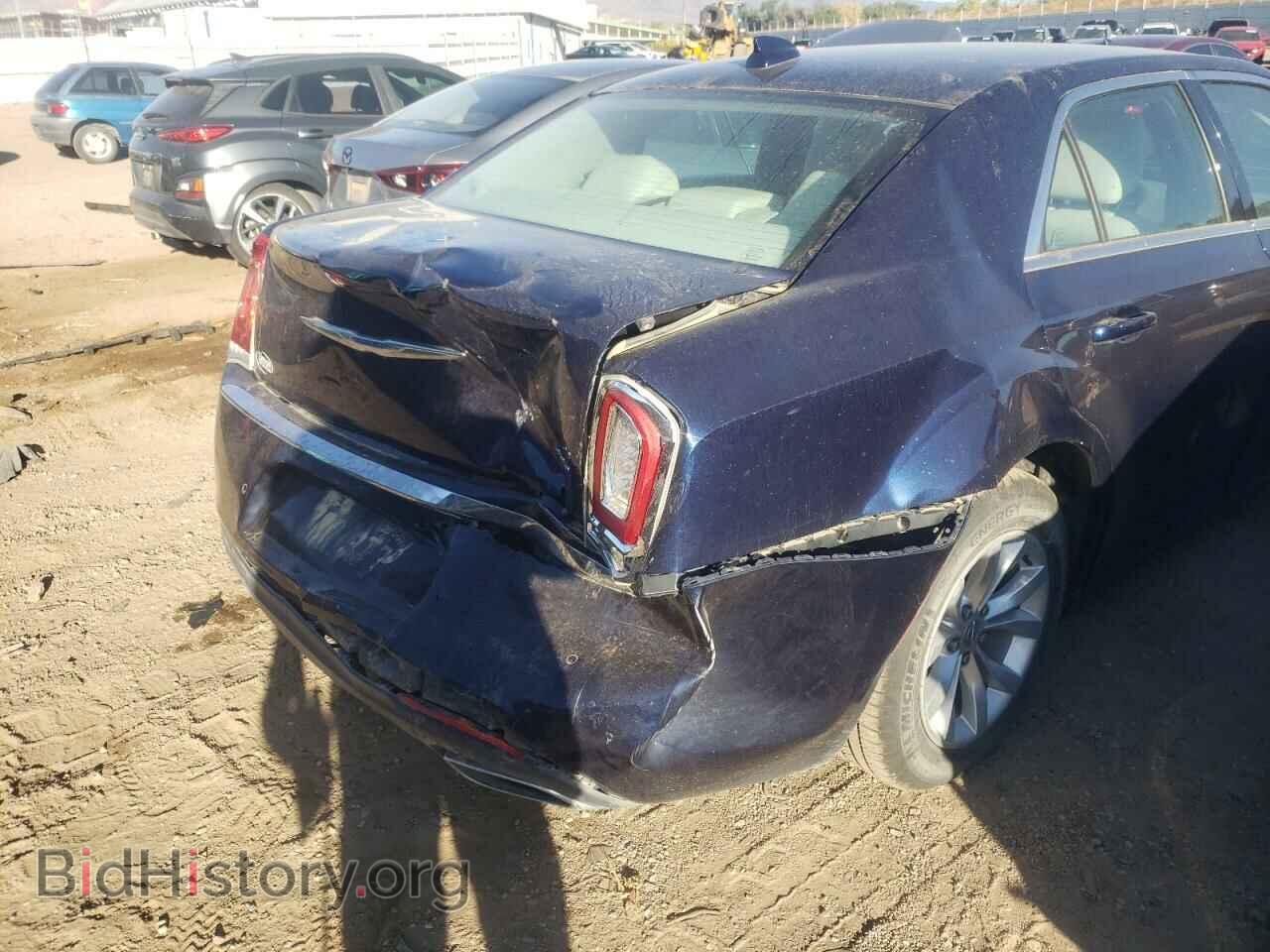 2015 CHRYSLER 300 - VIN: 2C3CCAAG4FH899203 - Фото 9