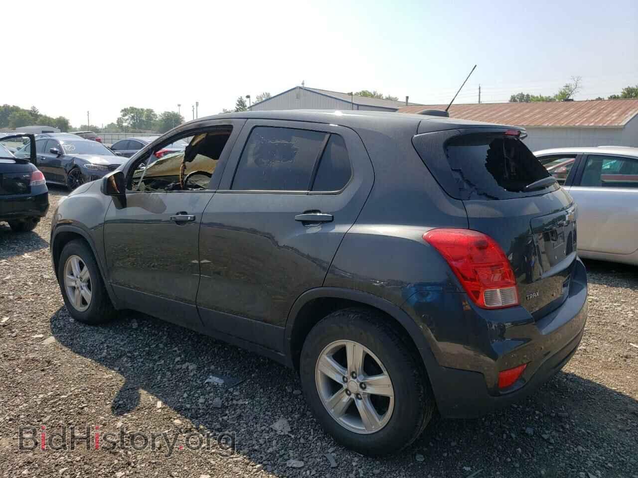 2019 CHEVROLET TRAX - VIN: 3GNCJKSB3KL234070 - Фото 2