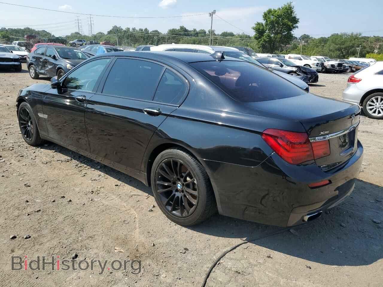 2014 BMW 7 SERIES - VIN: WBAYF4C54ED281877 - Фото 2