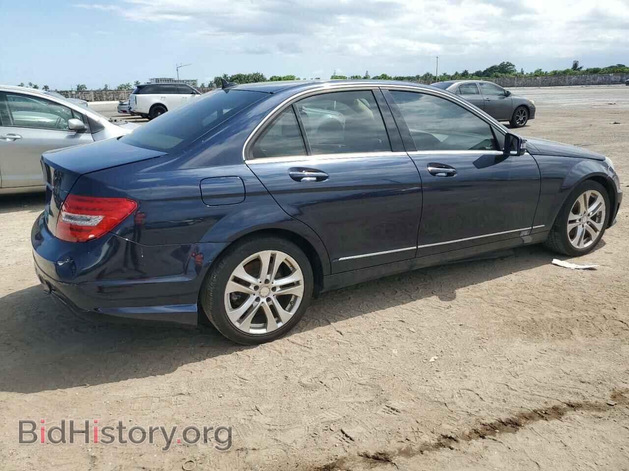 2013 MERCEDES-BENZ C-CLASS - VIN: WDDGF4HB3DR263178 - Фото 3