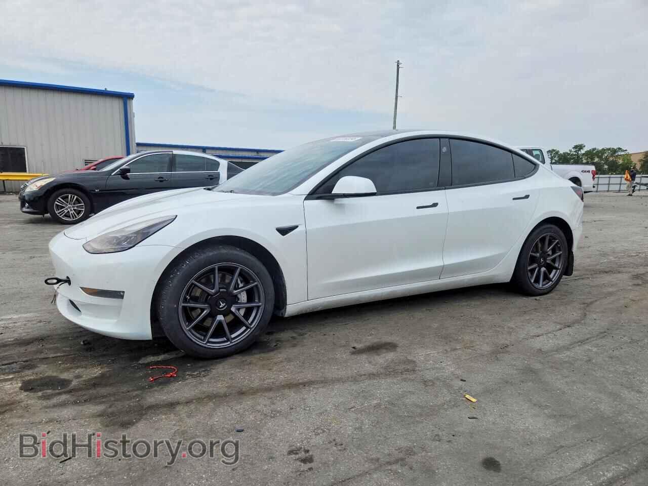Фотография 5YJ3E1EB3NF272968 - TESLA MODEL 3 2022