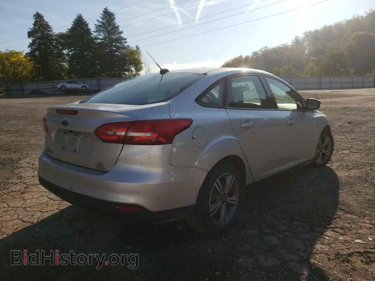2017 FORD FOCUS - VIN: 1FADP3FE3HL227250 - Фото 4