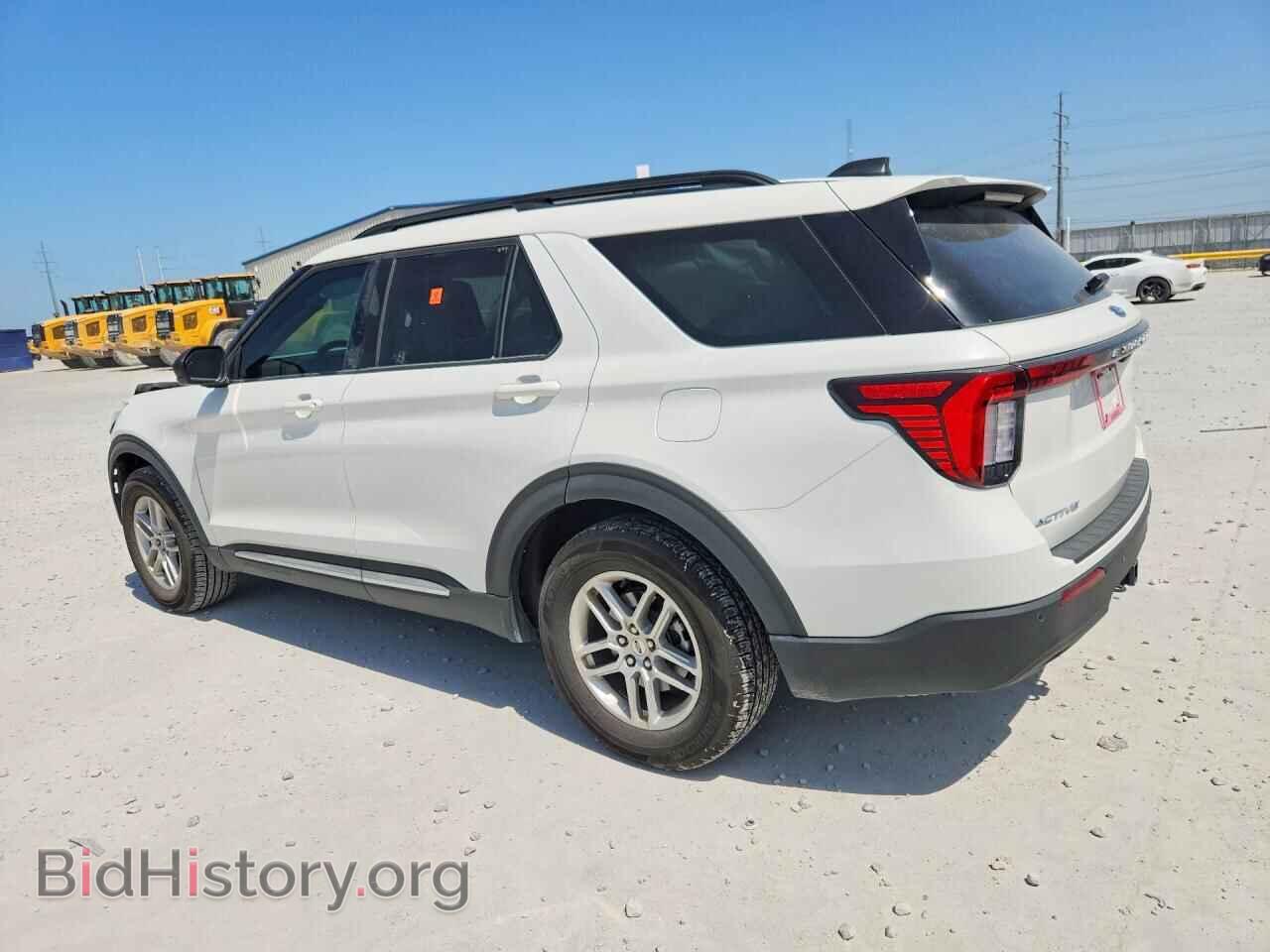 2025 FORD EXPLORER - VIN: 1FMUK7DH2SGC36658 - Photo 2