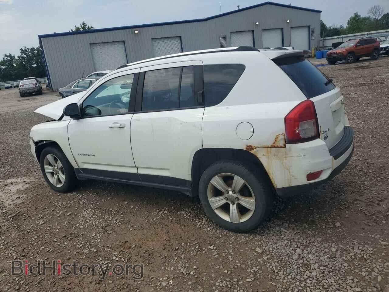 2012 JEEP COMPASS - VIN: 1C4NJDEB0CD604889 - Фото 2