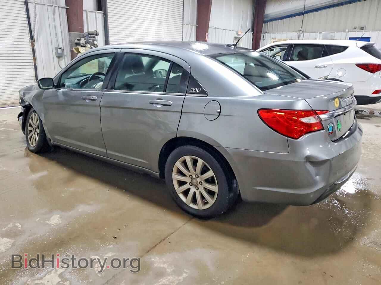 2011 CHRYSLER 200 - VIN: 1C3BC1FB2BN624276 - Photo 2
