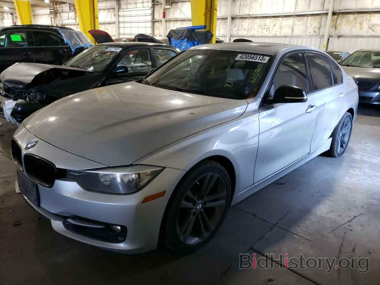 Photo WBA3A5C57CF452878 - BMW 3 SERIES 2012