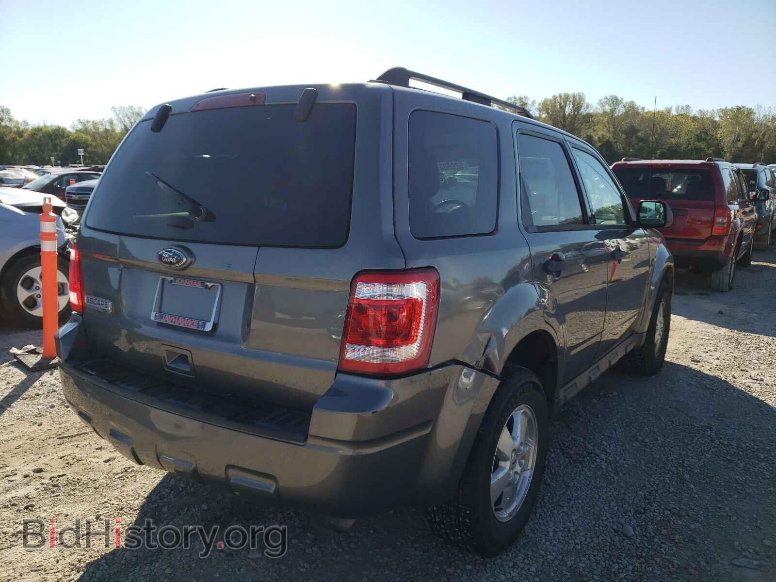 2011 FORD ESCAPE - VIN: 1FMCU0D73BKB48736 - Фото 4