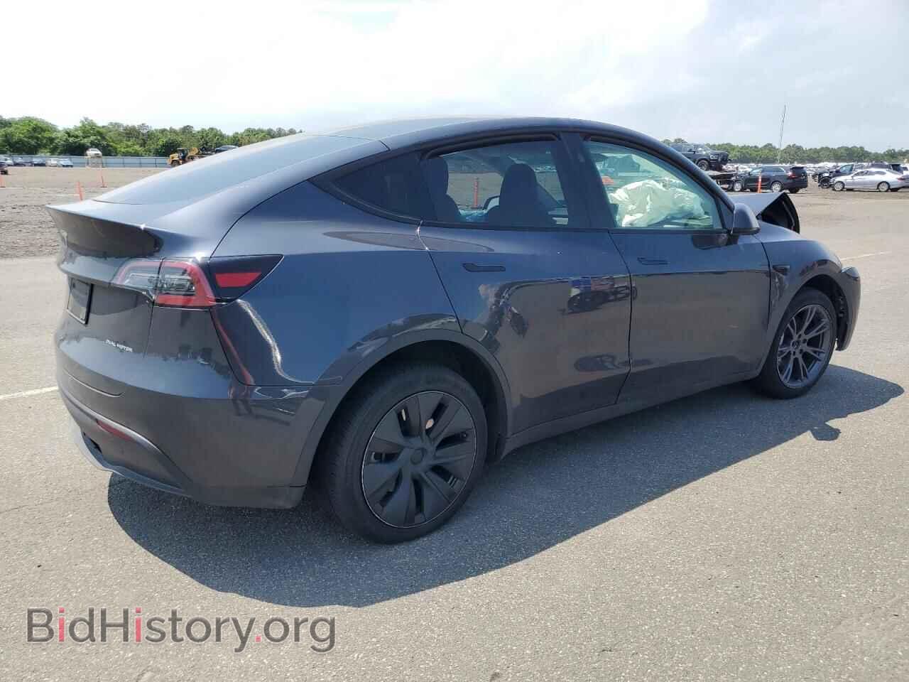 2024 TESLA MODEL Y - VIN: 7SAYGDEE7RF180945 - Фото 3