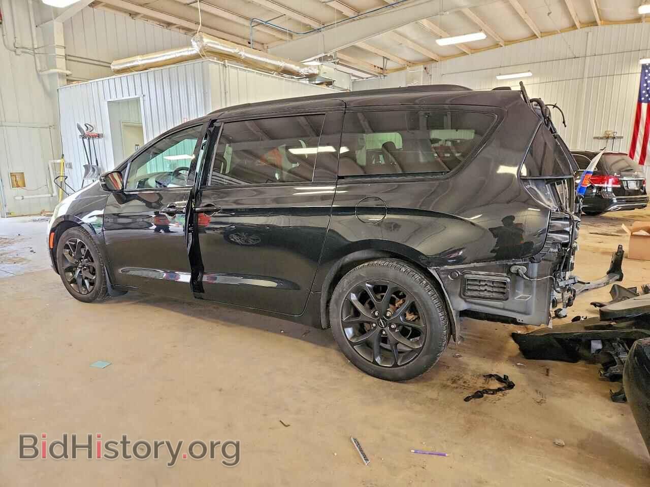 2023 CHRYSLER PACIFICA - VIN: 2C4RC1GG2PR629962 - Photo 2