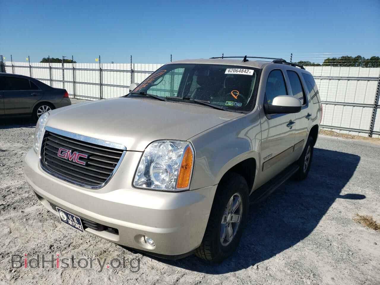 2013 GMC YUKON - VIN: 1GKS2CE03DR219344 - Фото 2