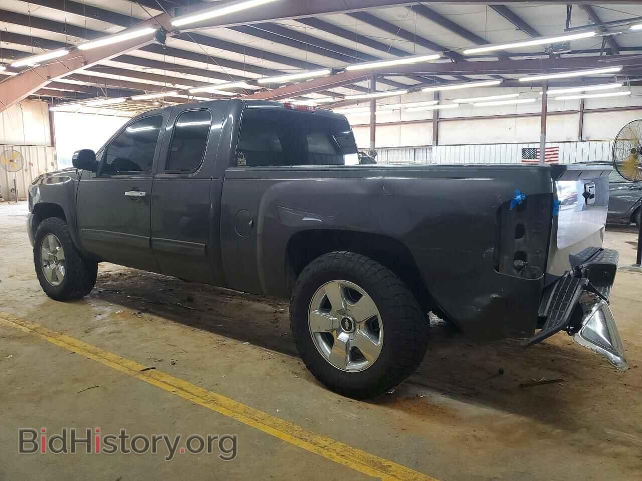 2010 CHEVROLET SILVERADO - VIN: 1GCSCTE00AZ137897 - Фото 2
