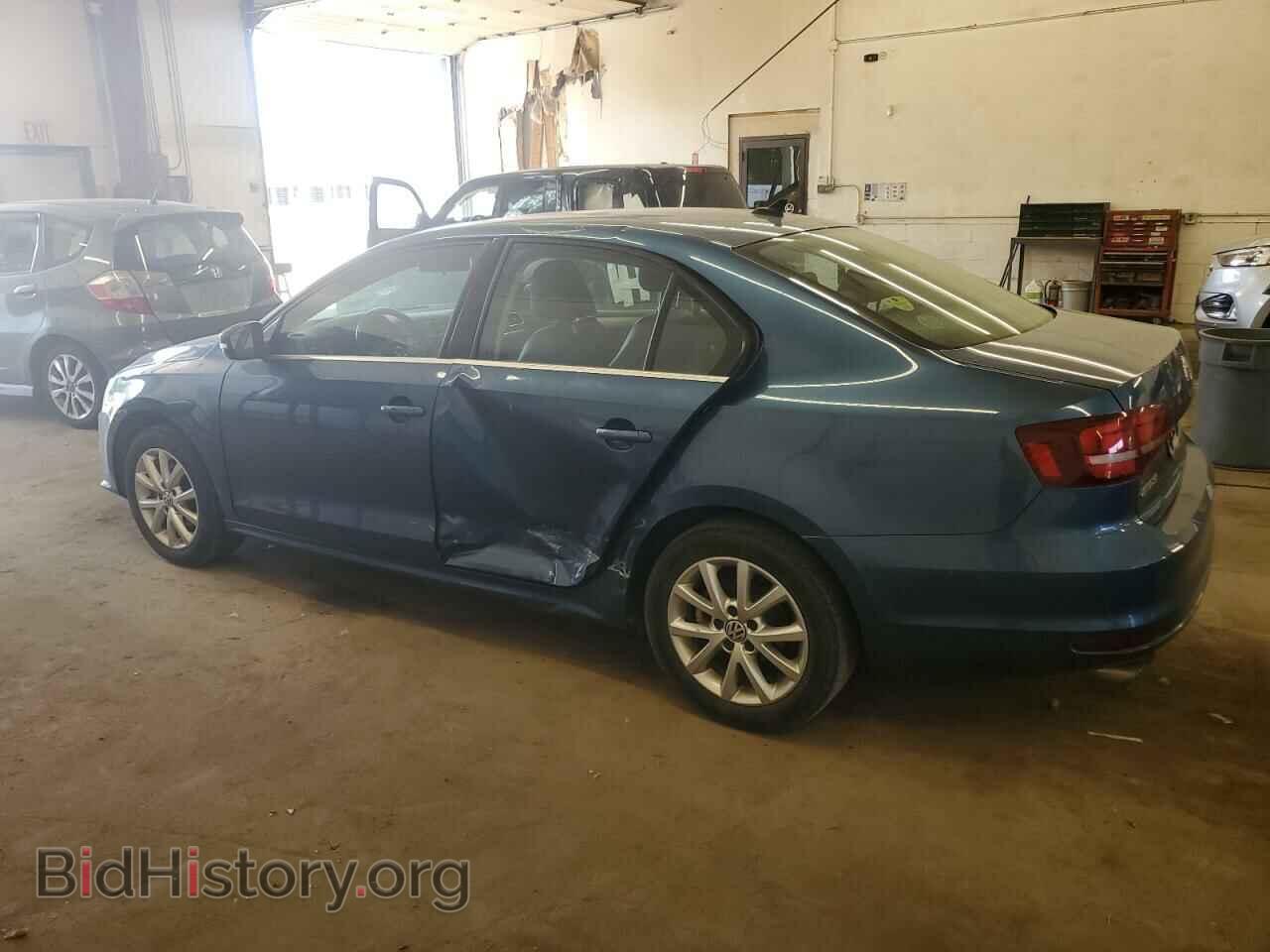 2017 VOLKSWAGEN JETTA - VIN: 3VWDB7AJ1HM345331 - Фото 2