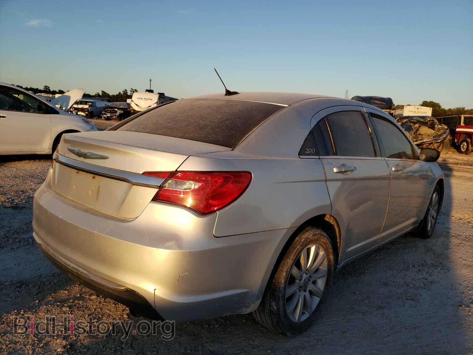 2012 CHRYSLER 200 - VIN: 1C3CCBBB5CN189643 - Фото 4