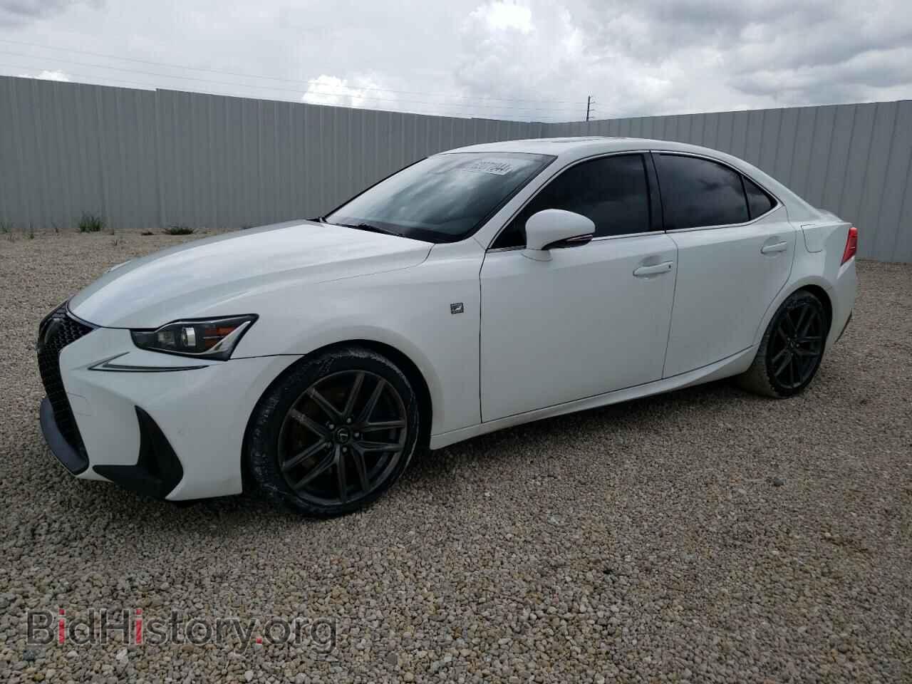 Photo JTHBZ1D25J5033529 - LEXUS IS 2018