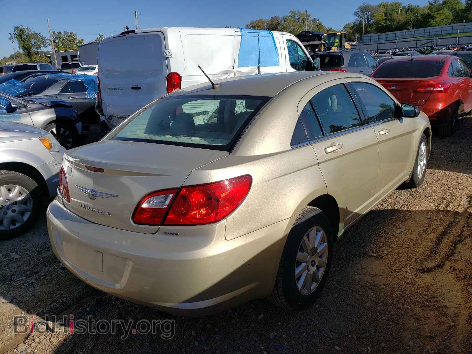 2010 CHRYSLER SEBRING - VIN: 1C3CC4FB6AN202788 - Фото 4