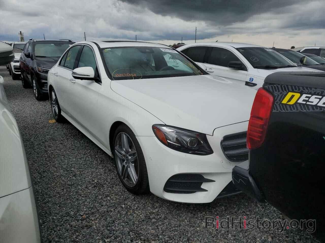 Photo WDDZF4JBXKA523087 - MERCEDES-BENZ E-CLASS 2019