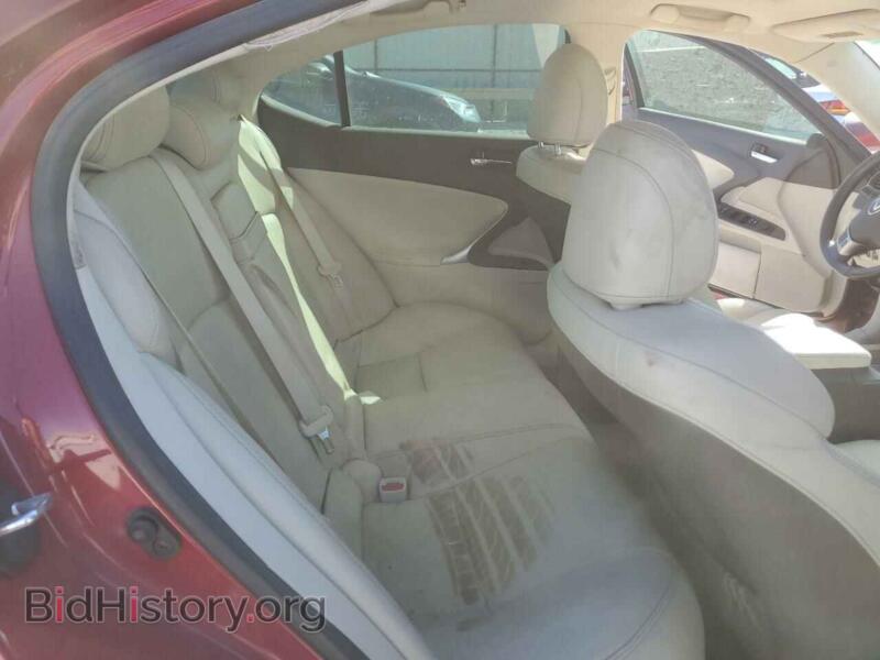 2012 Lexus IS (VIN JTHBF5C29C5179811) — фото 6 из 10