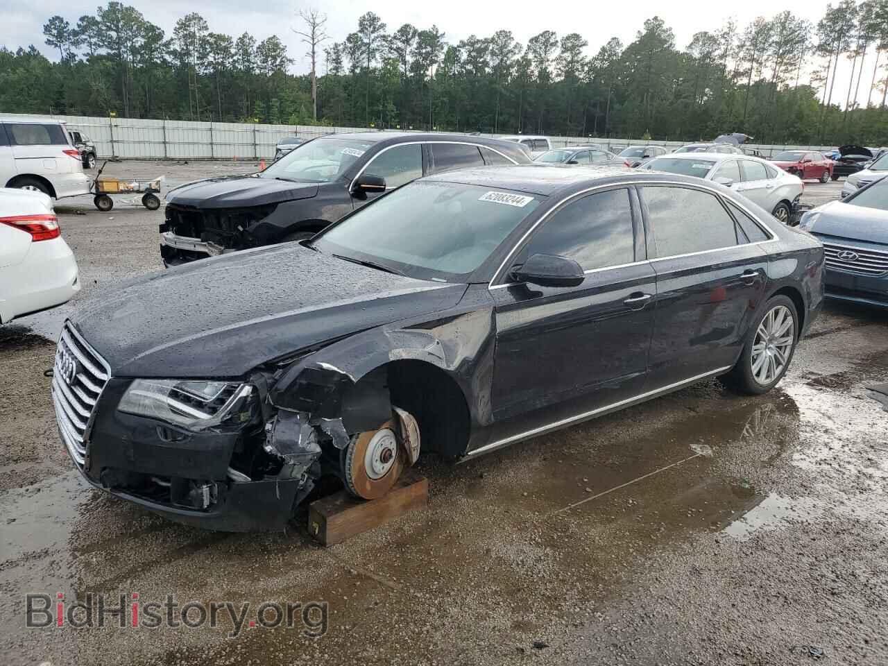 Photo WAURVAFD2CN017735 - AUDI A8 2012
