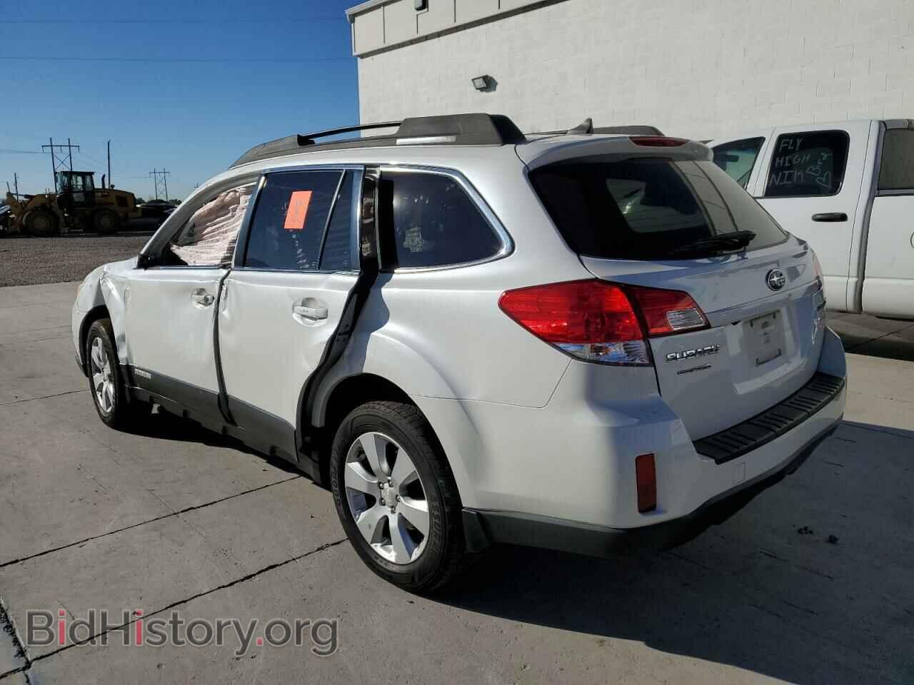 2011 SUBARU OUTBACK - VIN: 4S4BRBKC2B3404027 - Фото 3
