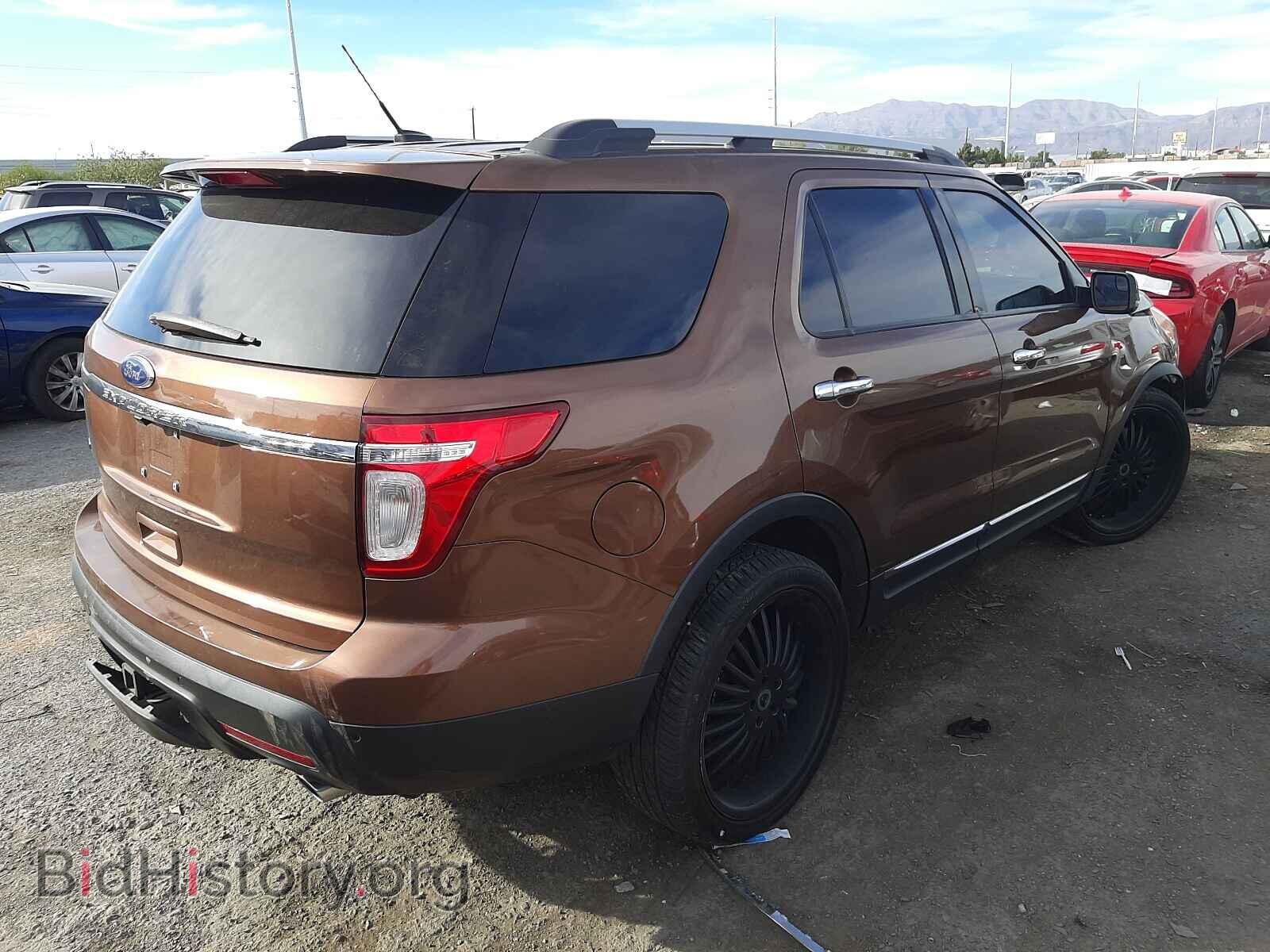 2011 FORD EXPLORER - VIN: 1FMHK7D89BGA46874 - Фото 4