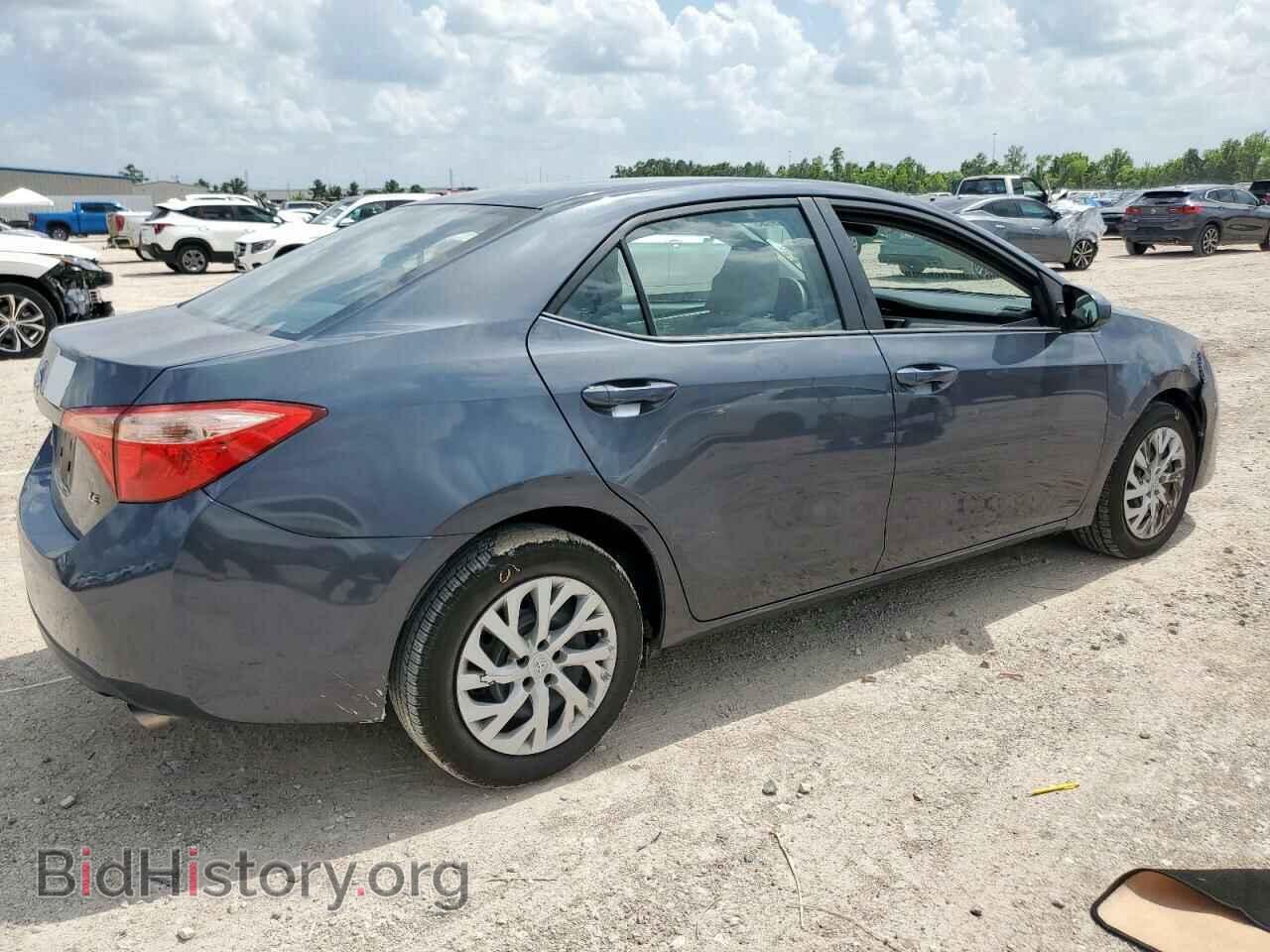 2018 TOYOTA COROLLA - VIN: 5YFBURHE1JP766733 - Фото 3