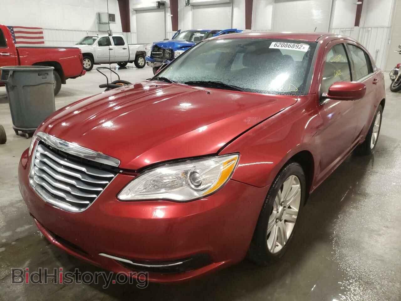 2012 CHRYSLER 200 - VIN: 1C3CCBBB2CN164389 - Фото 2
