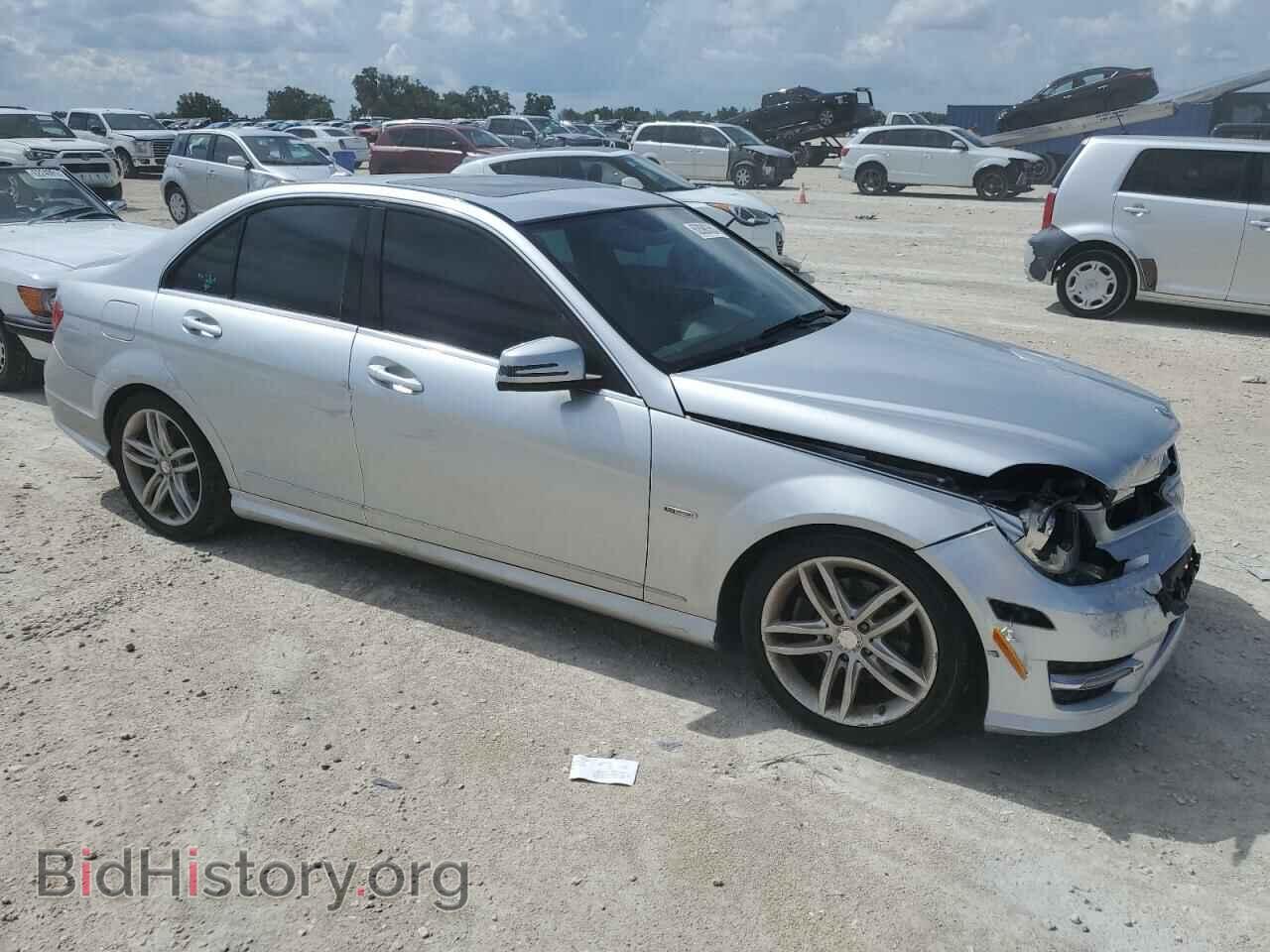 2012 MERCEDES-BENZ C-CLASS - VIN: WDDGF4HB2CA653170 - Фото 4