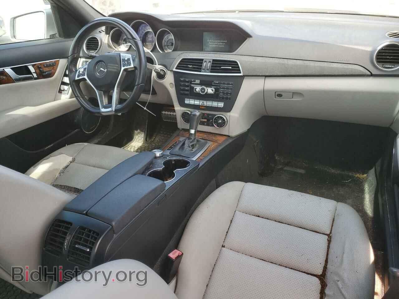 2012 MERCEDES-BENZ C-CLASS - VIN: WDDGF4HB2CA653170 - Фото 8