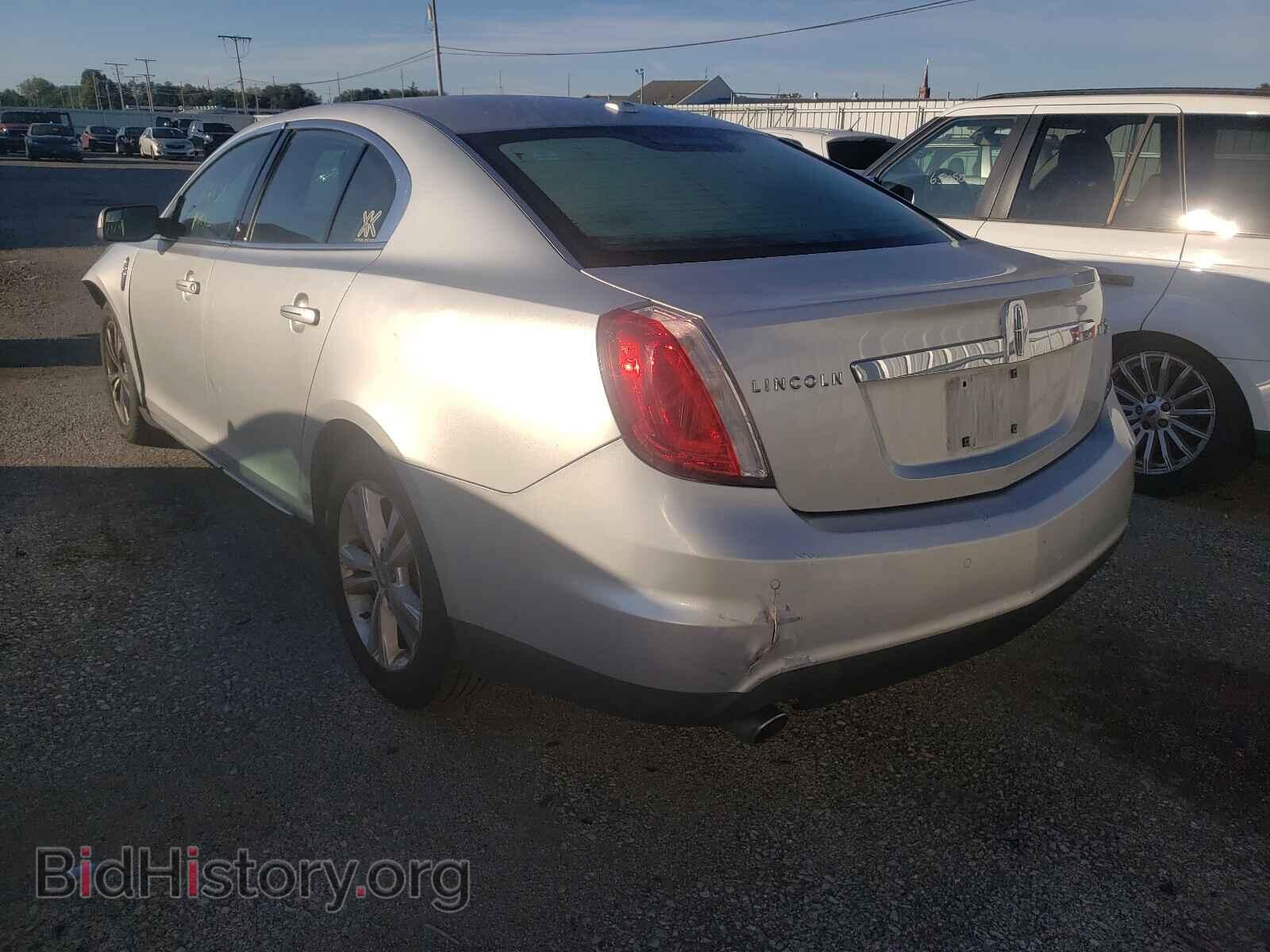 2010 LINCOLN MKS - VIN: 1LNHL9DR7AG602194 - Фото 3