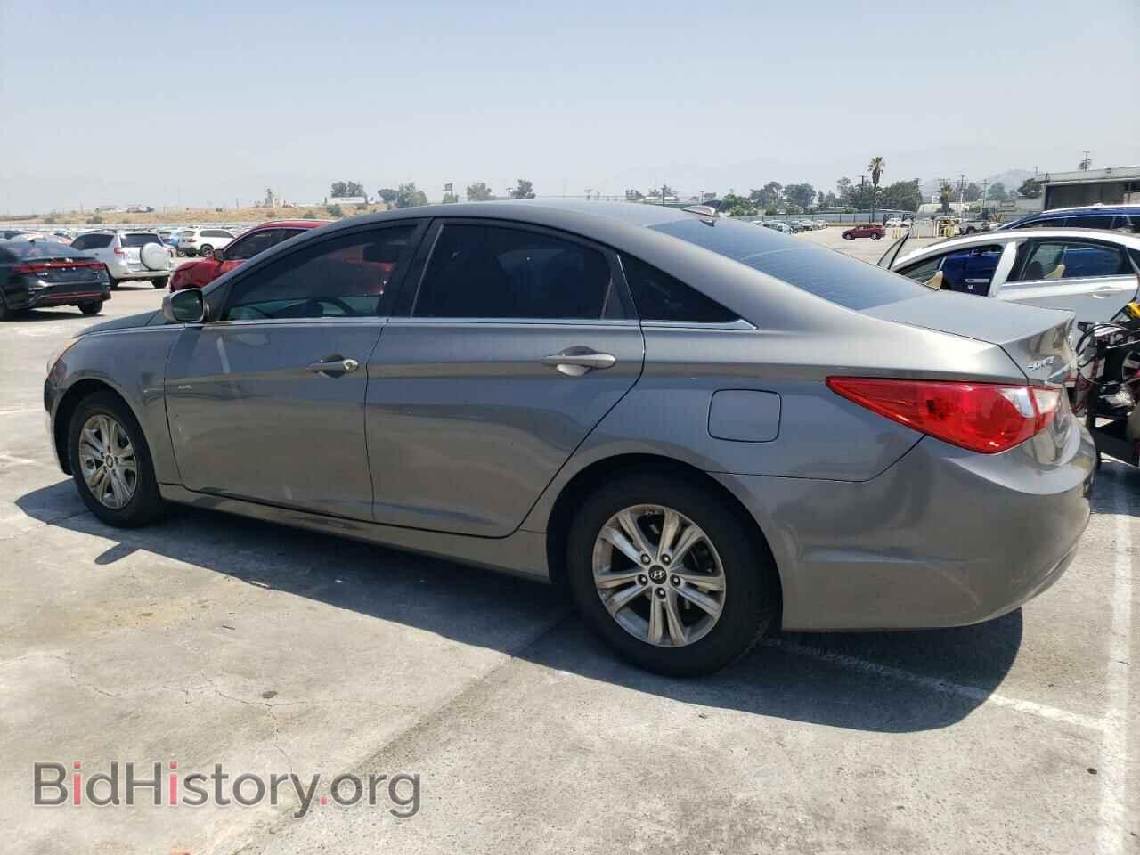 2013 HYUNDAI SONATA - VIN: 5NPEB4AC5DH638687 - Фото 2