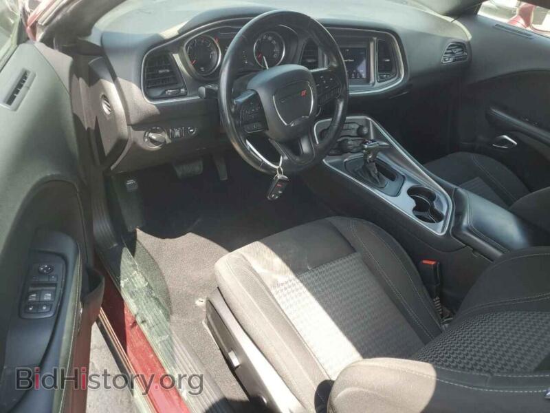 2019 Dodge CHALLENGER (VIN 2C3CDZGG0KH759775) — photo 8 of 14