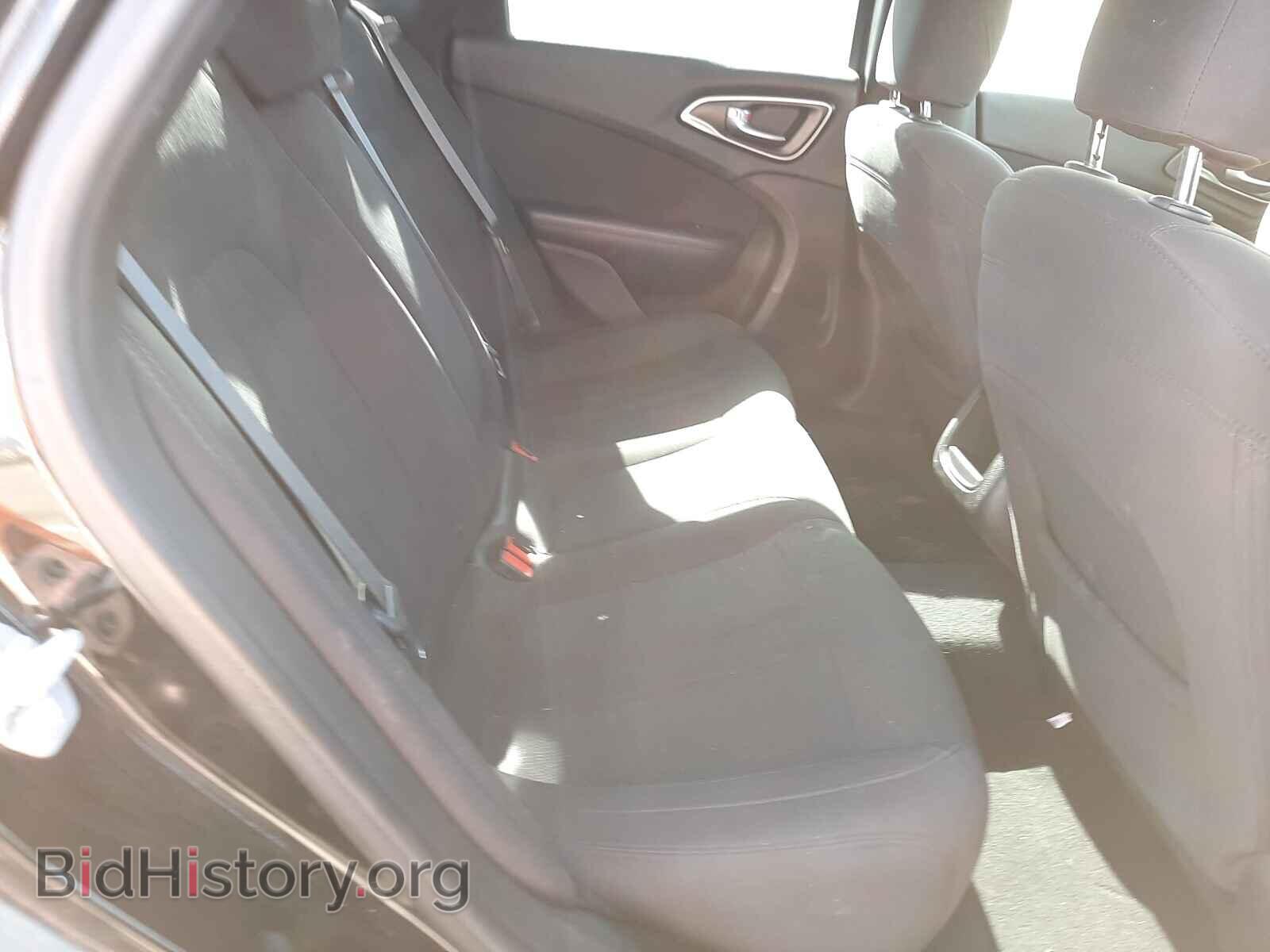 2015 CHRYSLER 200 - VIN: 1C3CCCAB4FN633056 - Фото 6