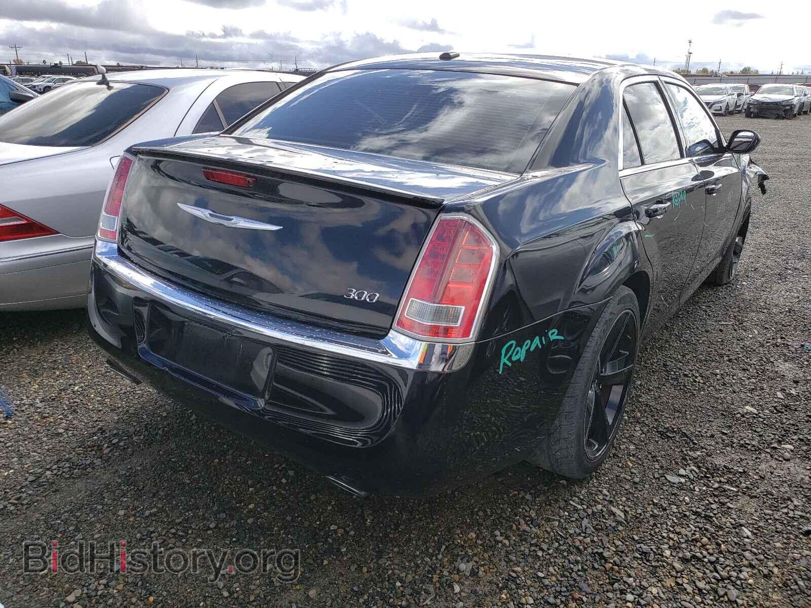 2013 CHRYSLER 300 - VIN: 2C3CCAAG5DH576176 - Фото 4