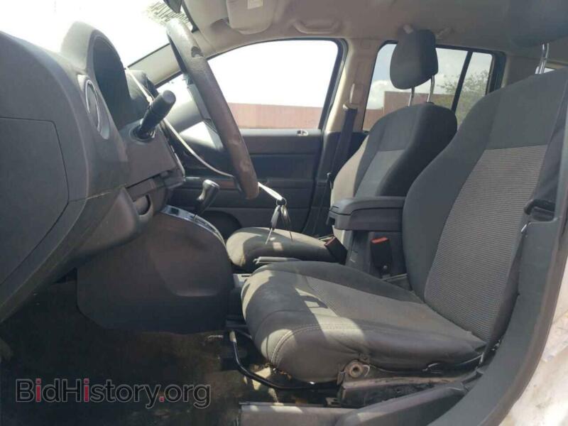 2014 Jeep COMPASS (VIN 1C4NJDBB2ED567948) — photo 7 of 13